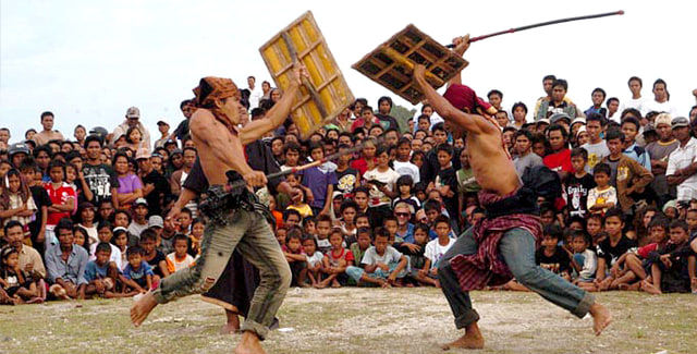 Peresean: Pertarungan Gladiator Suku Sasak Lombok