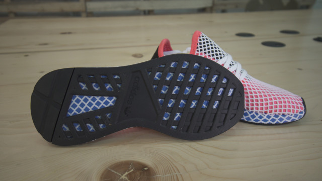 adidas Deerupt Runner Outsole (Foto: Tomy Wahyu Utomo/kumparan)