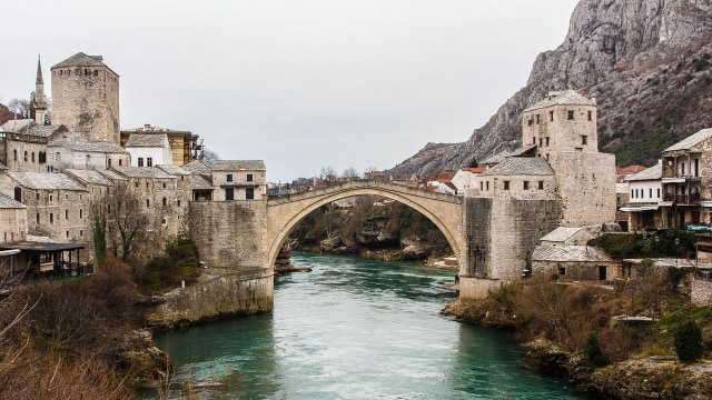 Jembatan Stari Most di Kota Mostar, Saksi Bisu Perang Bosnia-Herzegovina