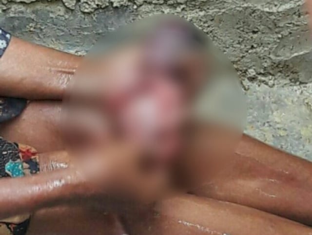 Warga Sampang Temukan Mayat Bayi Dibawa Orang Gila