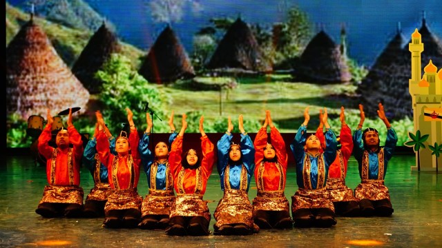 Pertunjukan seni budaya pelajar Indonesia di China Foto: Feby Dwi Sutianto/kumparan