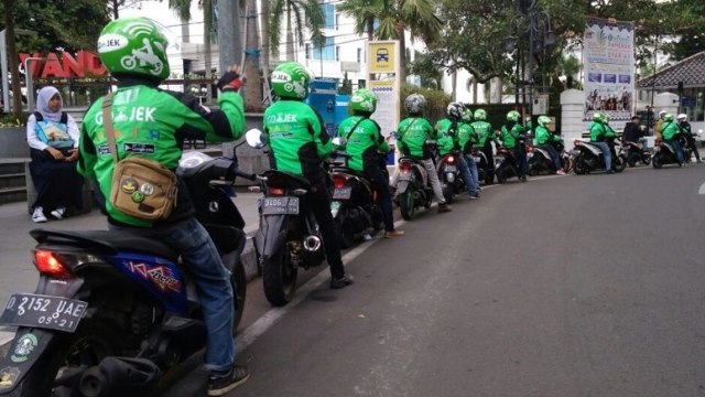 Komunitas Go-Ride di Bandung (Foto: Go-Jek)