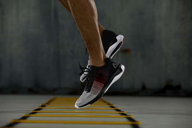 com-Reebok Fast Flexweave (Foto: Reebok)