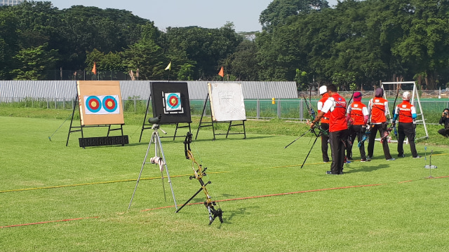 Pemusatan latihan cabor panahan di GBK. (Foto: Karina Nur Shabrina/kumparan)