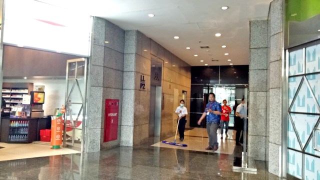 Kondisi terbaru plafon di BEI. (Foto: Ela Nurlaela/kumparan)