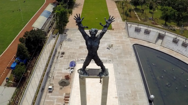 Patung Pembebasan Irian Barat, Lapangan Banteng (Foto: Jamal Ramadhan/kumparan)