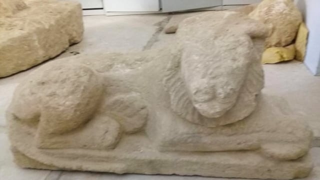 Patung singa di Kuil langka situs Al-Salam. (Foto: Egypt Ministry of Antiquities)