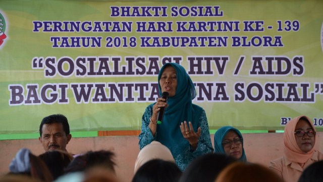 Warga Lokalisasi Jepon Blora Ikuti Sosialisasi HIV/AIDS (1)