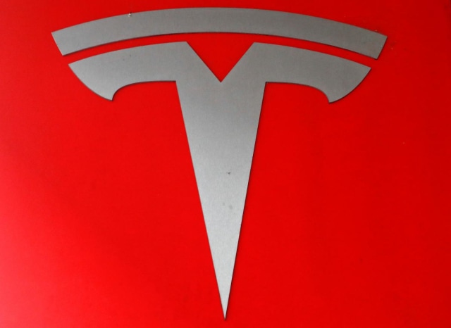 Tesla Pasok Baterai untuk Ladang Angin British Petroleum