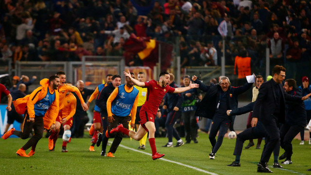 AS Roma vs Barcelona (Foto: Reuters/Tony Gentile)