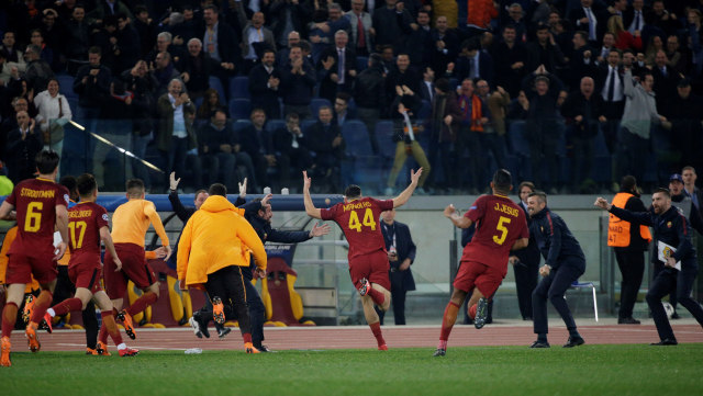 AS Roma lolos ke semifinal UCL 2017/2018. (Foto: REUTERS/Max Rossi)