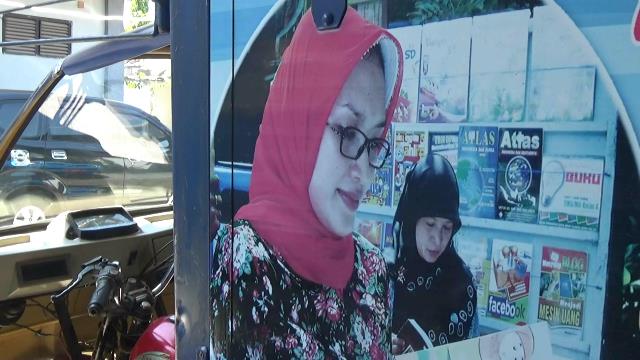 Ada Foto Tantri, Panwaslu Warning Dinas Perpustakaan (1)