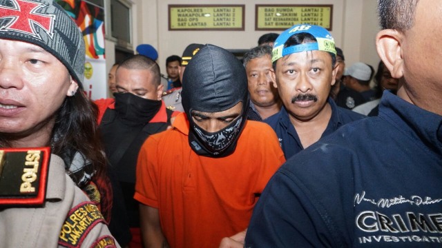 Polrestro Jaksel ungkap kasus di Pondok Labu (Foto: Jamal Ramadhan/kumparan)