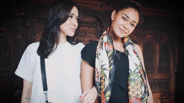 Sara Wijayanto dan Adinia Wirasti. (Foto: Instagram @sarawijayanto)