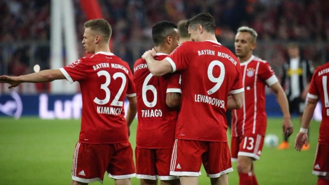 Pemain Bayern merayakan gol. (Foto: @FCBayern)