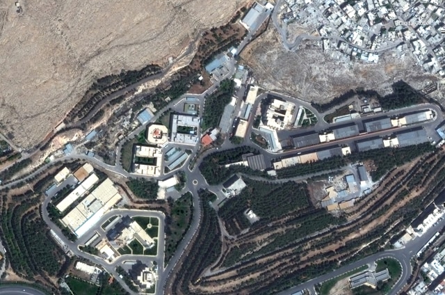 Barzah Research and Development Center 13 April (Foto: Satellite image ©2018 DigitalGlobe)