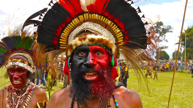 Suku Goroka (Foto: Flickr/Rita Willaert)