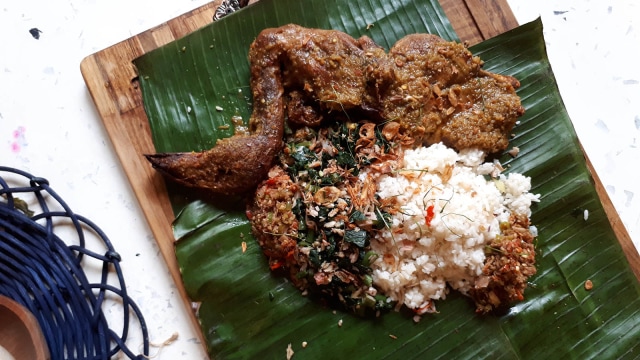 Makanan yang Disajikan di FEAST by Kokiku  (Foto: Luthfa Nurridha/kumparan)