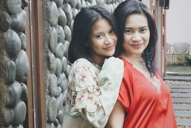 Siti Adira Kania dan Ikke Nurjanah (Foto: dok Instagram @adirakania)