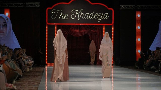 Fashion show karya desainer, si.se.sa. (Foto: Garin Gustavian Irawan/kumparan)