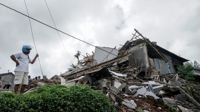 Dampak gempa Banjarnegara (Foto: ANTARA FOTO/Idhad Zakaria)