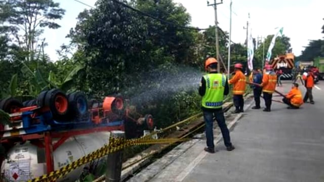 Macet di Jalan Ungaran-Semarang akibat kecelakaan. (Foto: Dok. Istimewa)