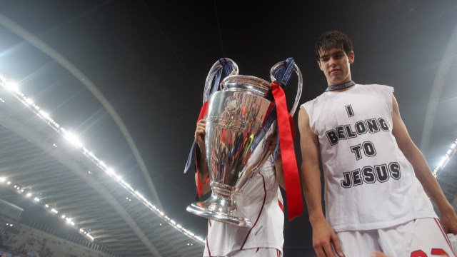 Kaka antar Milan juara Liga Champions 2007. (Foto: MUSTAFA OZER / AFP)