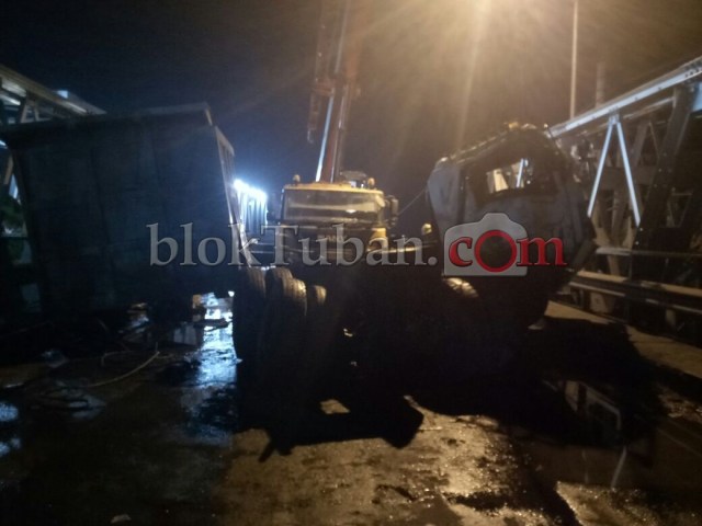 Evakuasi 3 Truk Korban Jembatan Ambrol di Tuban Sudah Tuntas