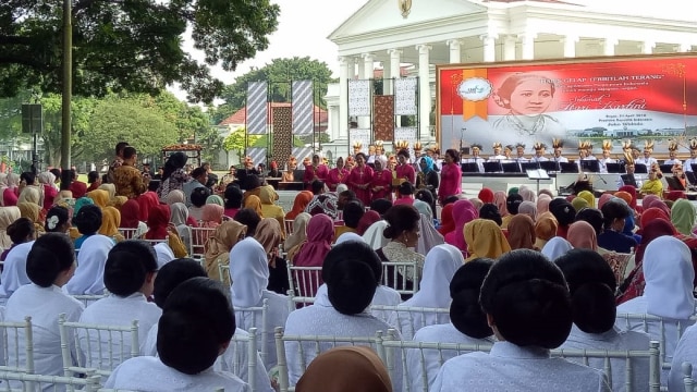 Perayaan Hari Kartini di Istana Bogor (Foto: Kevin Kurniawan/kumparan)