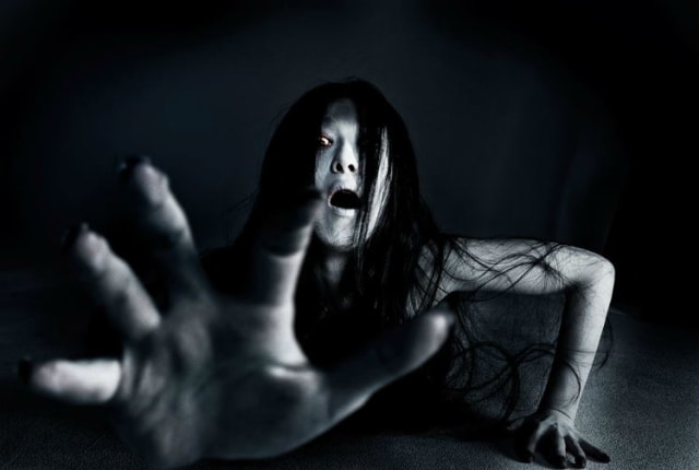 Hantu Jepang "Sadako"