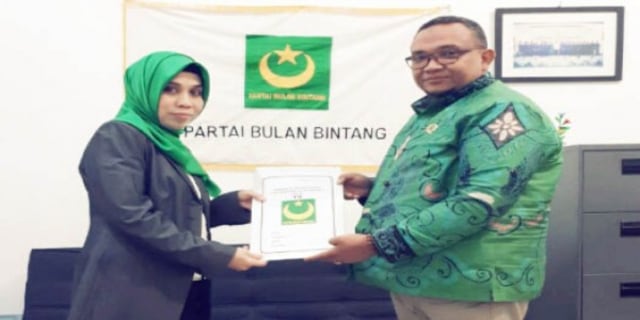 Demi Bela Islam dan NKRI, Dr.Dewi Yuliawati Maju Sebagai Bacaleg Partai PBB (2661)