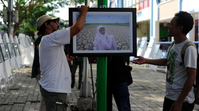 Kritik kerusakan hutan lewat foto di Aceh. (Foto: Zuhri Noviandi/kumparan)