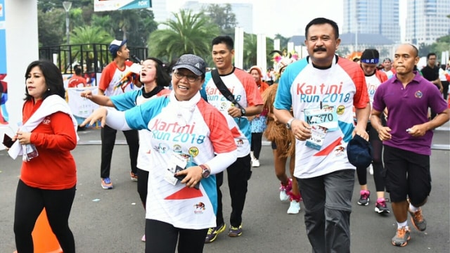 Menlu Retno ikut Kartini Run 2018. (Foto: Instagram @retno_marsudi)