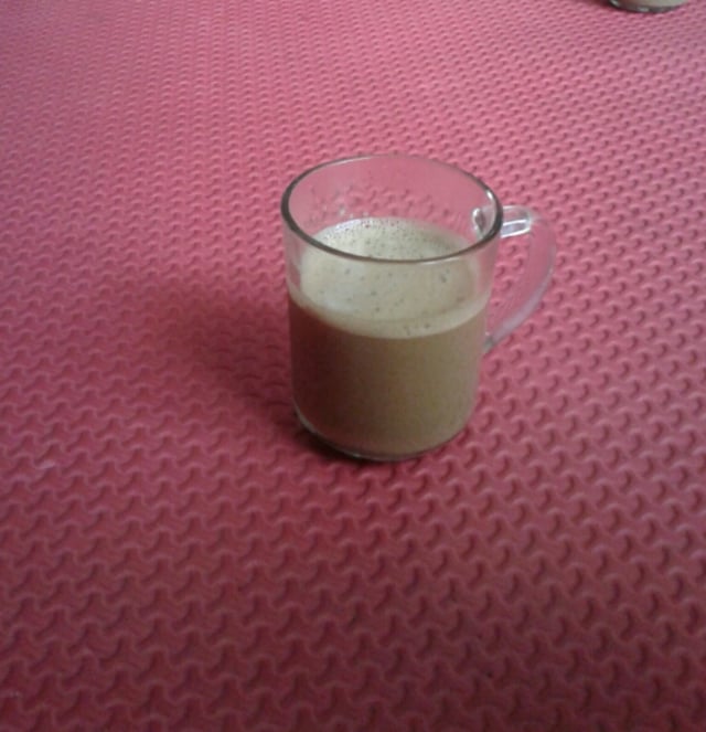 Secangkir kopi hitampun tau pahitnya cinta jarak jauh whhhh