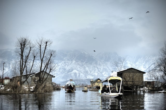 8 Info & Tips Wisata: Kashmir, Surga Dunia yang Membara (2)