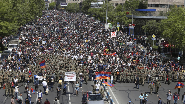 Unjuk rasa besar di Armenia (Foto: REUTERS/Vahram Baghdasaryan)