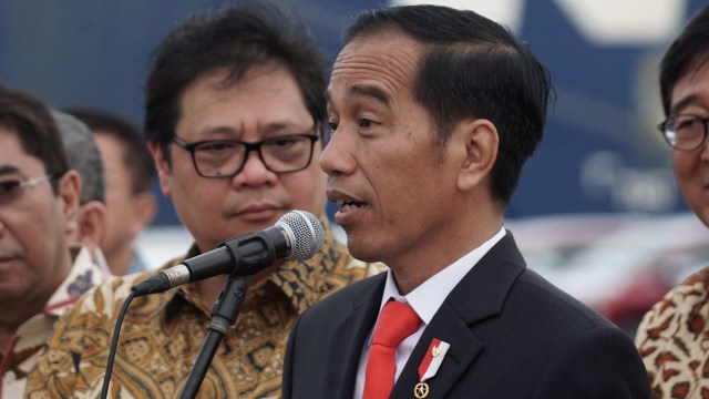 Jokowi di Mitsubishi XPANDER Export Ceremony (Foto: Fitra Andrianto/kumparan)
