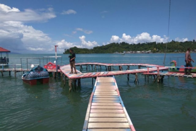 Berwisata ke Pulau Kucing di Kepulauan Sula, Maluku Utara 