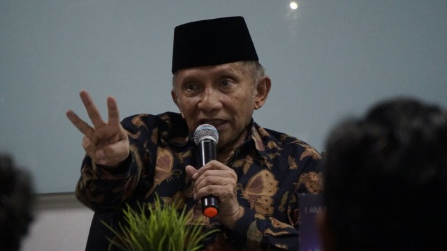 Amien Rais di kantor Republika. (Foto: Jamal Ramadhan/kumparan)