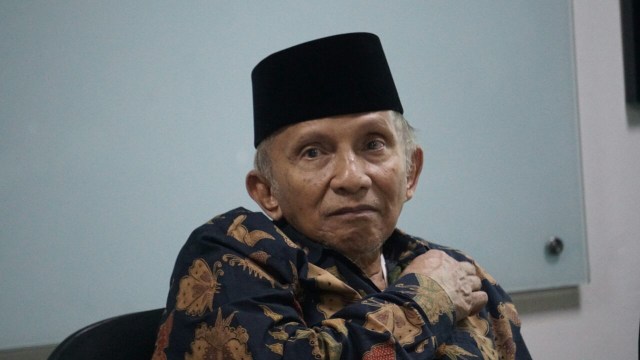 Amien Rais di kantor Republika. (Foto: Jamal Ramadhan/kumparan)