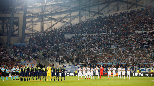 Laga Marseille vs Salzburg. (Foto: REUTERS/Jean-Paul Pelissier)