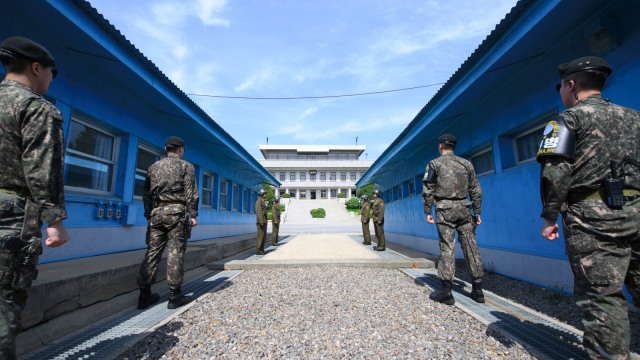 Panmunjom. (Foto: AFP/Korea Summit Press Pool )