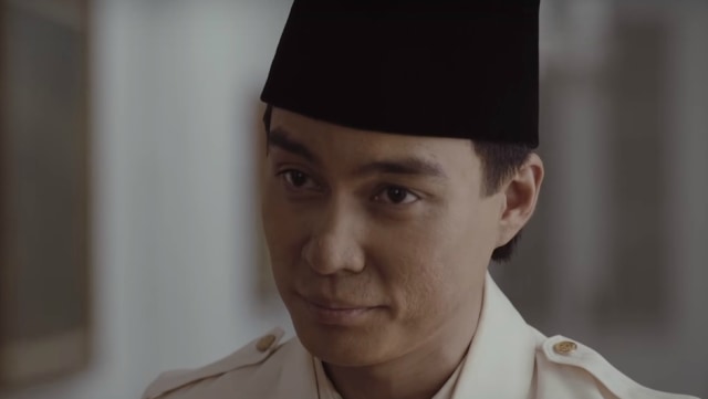 Baim Wong sebagai Soekarno (Foto: YouTube/Jenderal Soedirman)