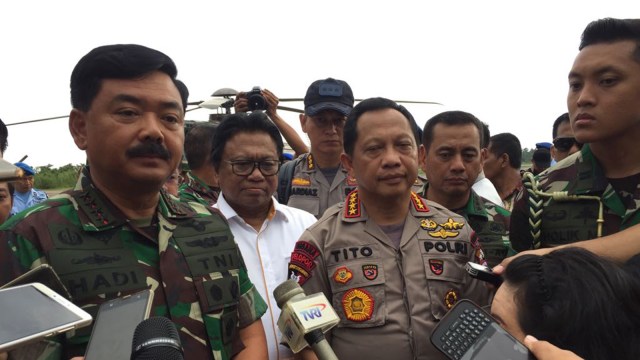 Panglima TNI dan Kapolri di Kalimantan Barat (Foto: Paulina Herasmaranindar/kumparan)