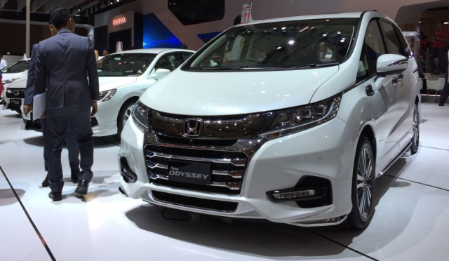 Rupiah Melemah Harga Mobil Cbu Honda Belum Naik Kumparan Com