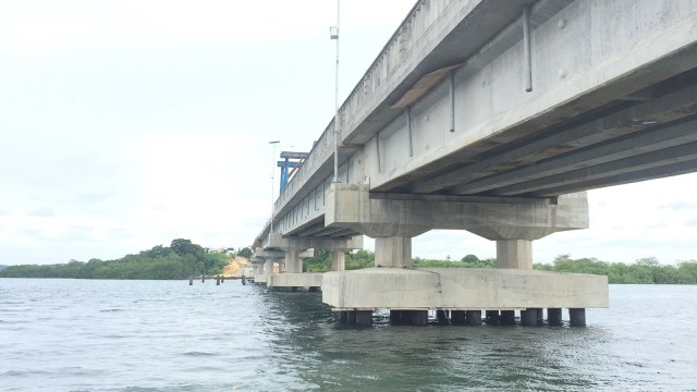 Jembatan Wear Arafura, Maluku. (Foto:  Soejono Eben Ezer Saragih/kumparan)