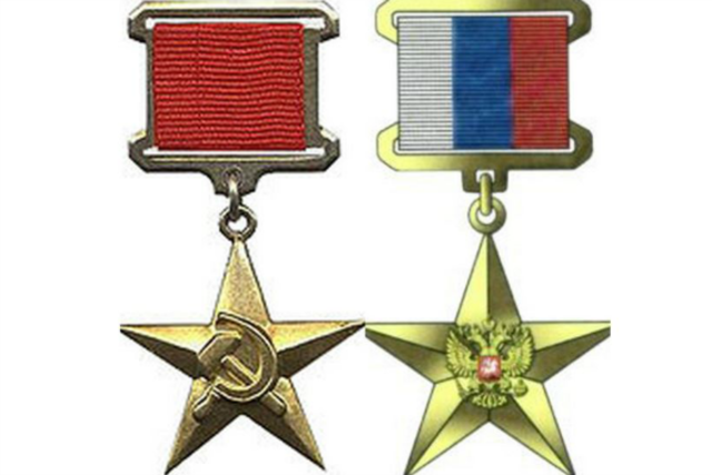 Bayangan Stalin pada Medali Pahlawan Buruh Putin  (1)