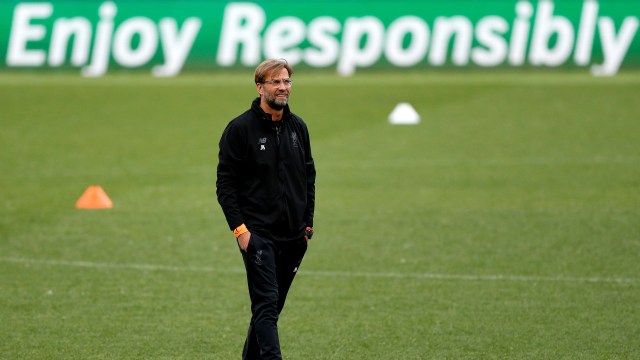 Sesi latihan Liverpool jelang vs Roma. (Foto:  Reuters/John Sibley)