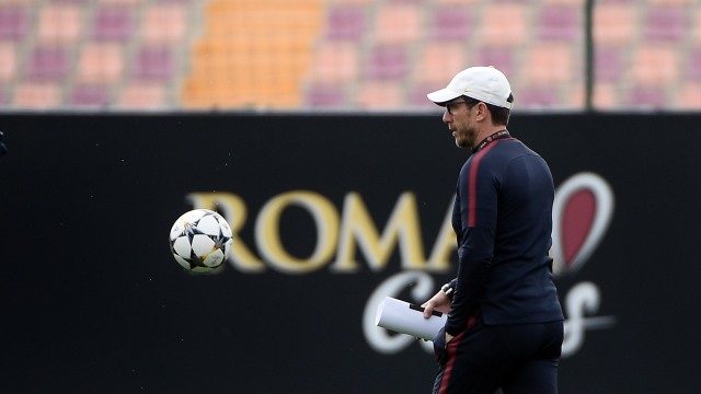 Sesi latihan Roma jelang vs Liverpool. (Foto: FILIPPO MONTEFORTE / AFP)