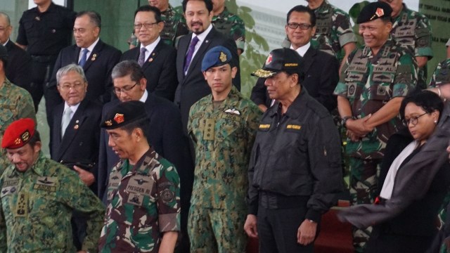 Pangeran Abdul Mateen di samping Wiranto (Foto: Yudhistira Amran Saleh)